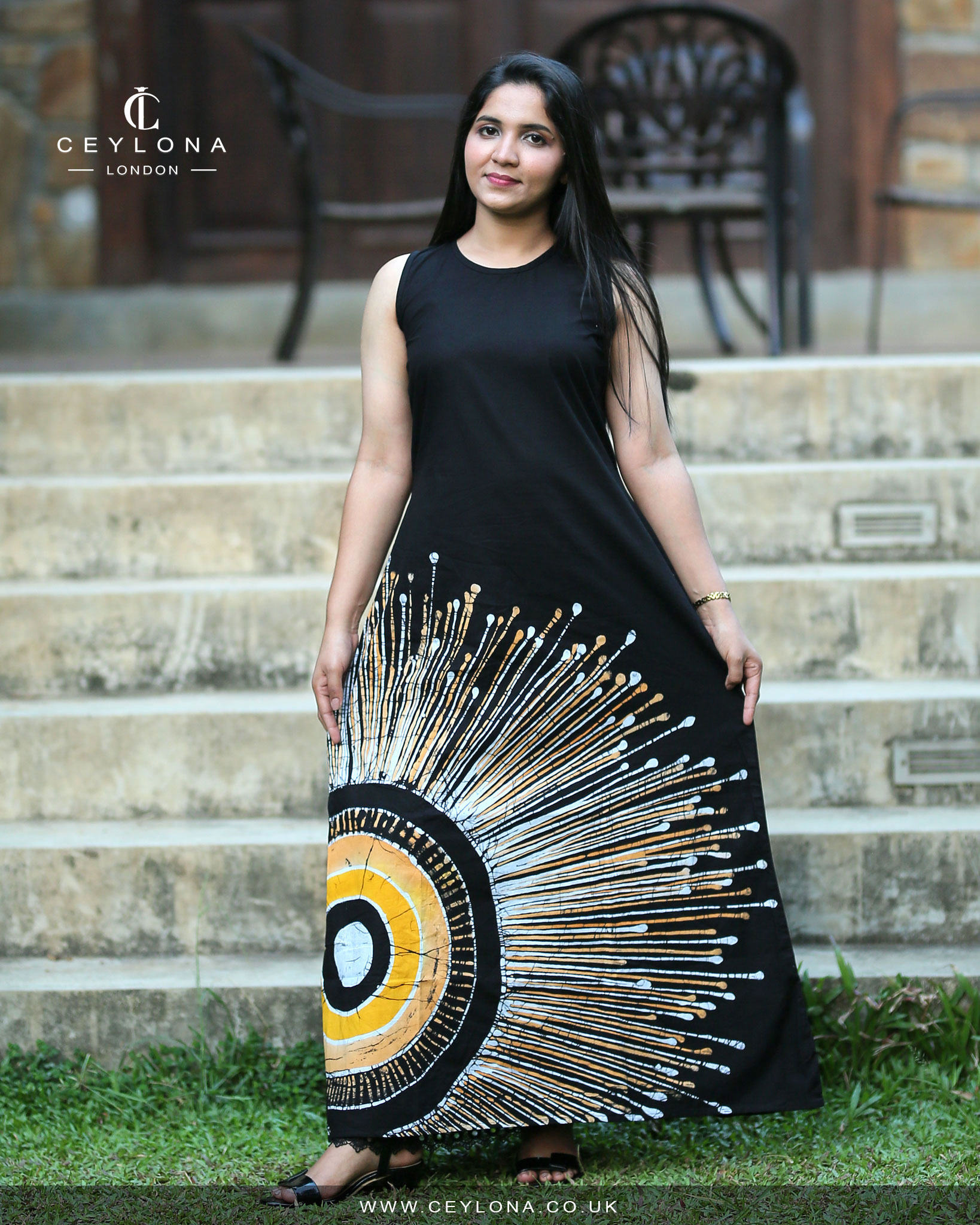 Golden Radiance Batik Maxi - Image 3