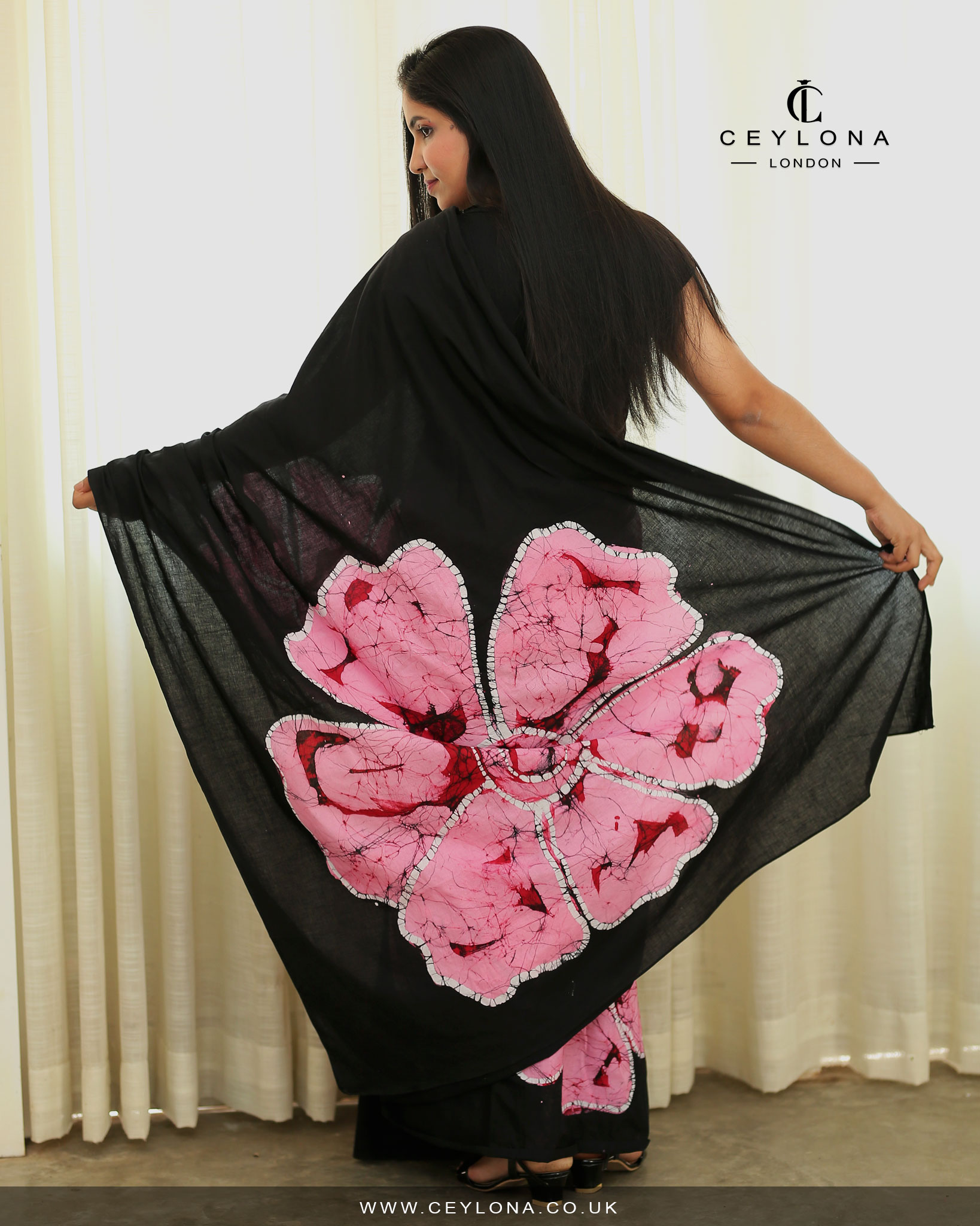 Pink Floral Batik Saree - Image 3