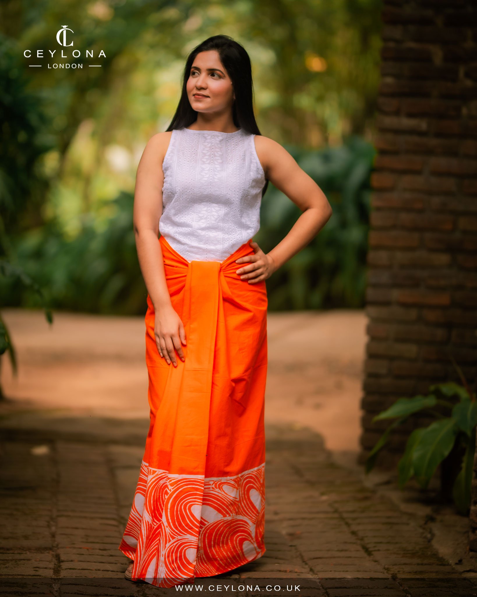 Golden Horizon Batik Sarong - Image 3