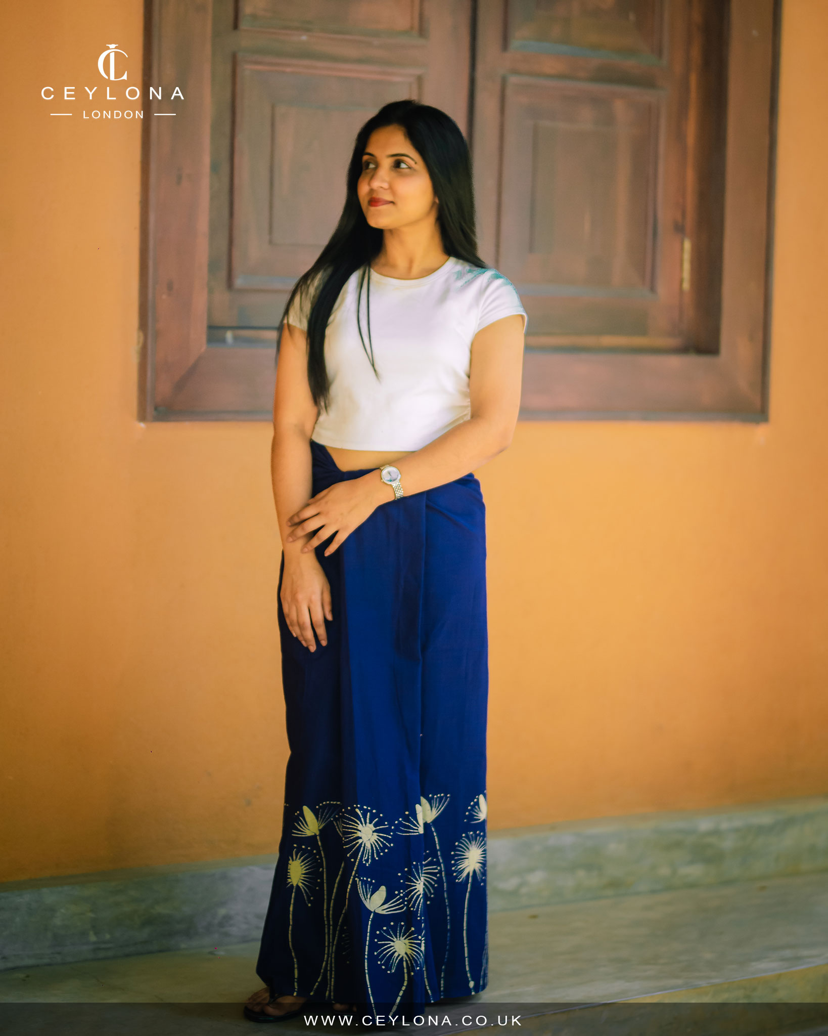 Golden Bloom Batik Sarong - Image 3