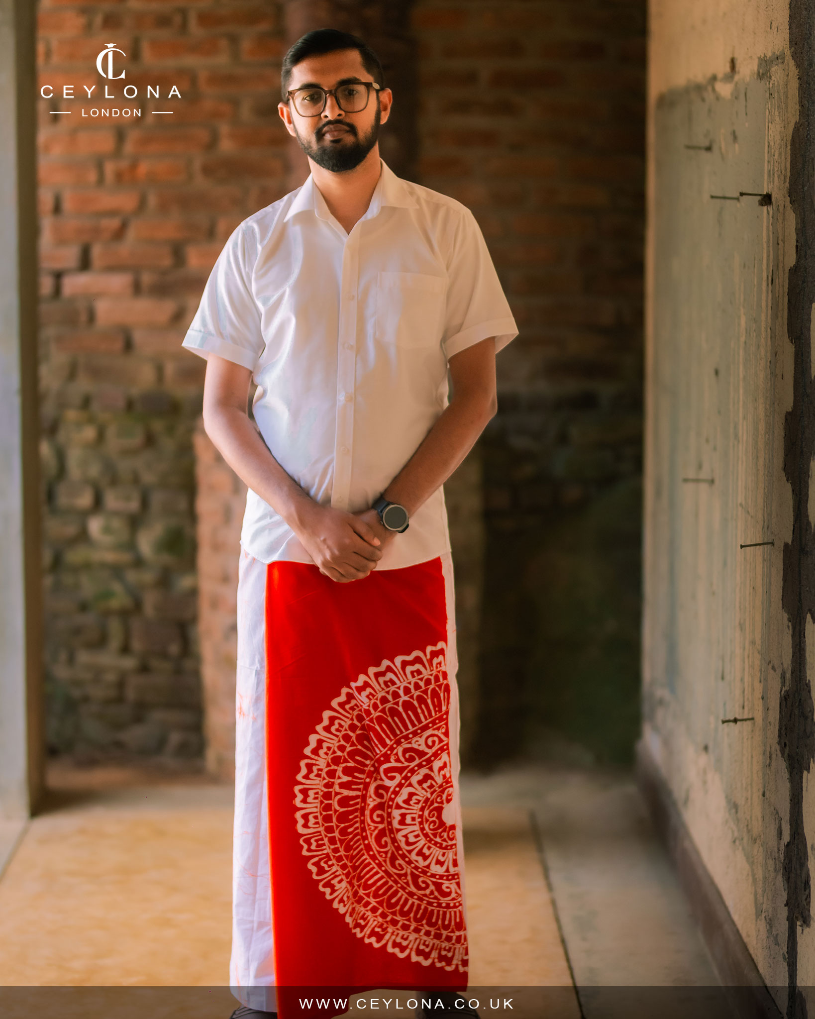 Crimson Mandala Batik Sarong - Image 2
