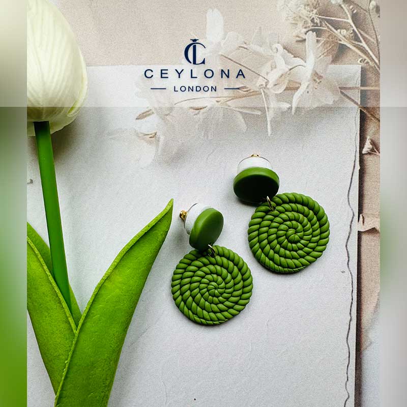 Elegant Spiral Earrings - Image 2