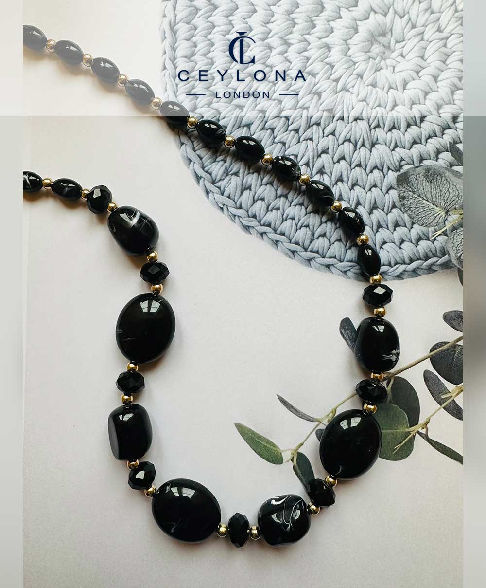 Elegant Black Beaded Necklace - Image 2